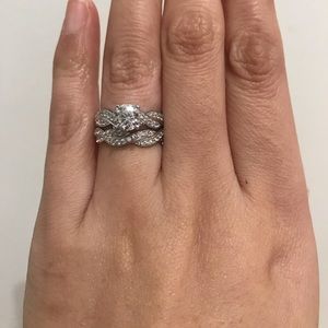 New silver round twisted wedding set engagement